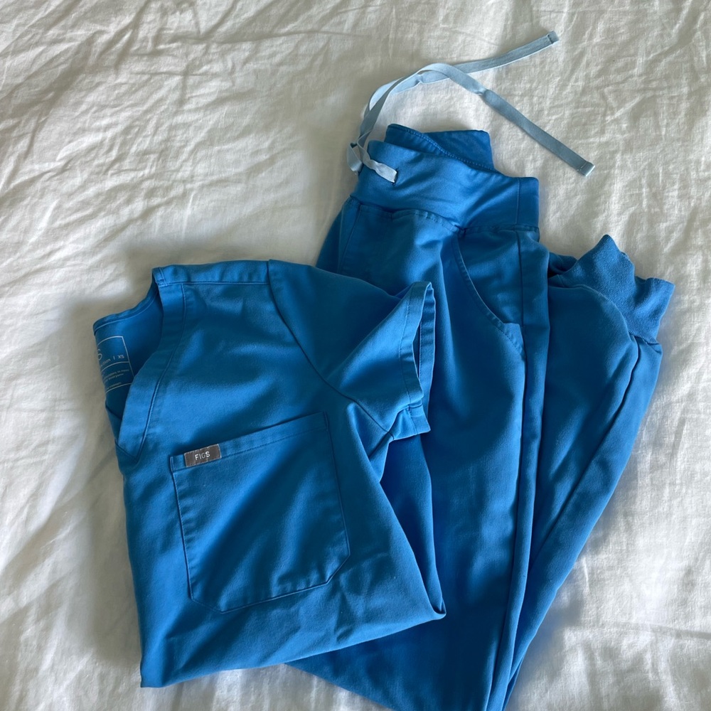 Figs scrub set - capri blue xs